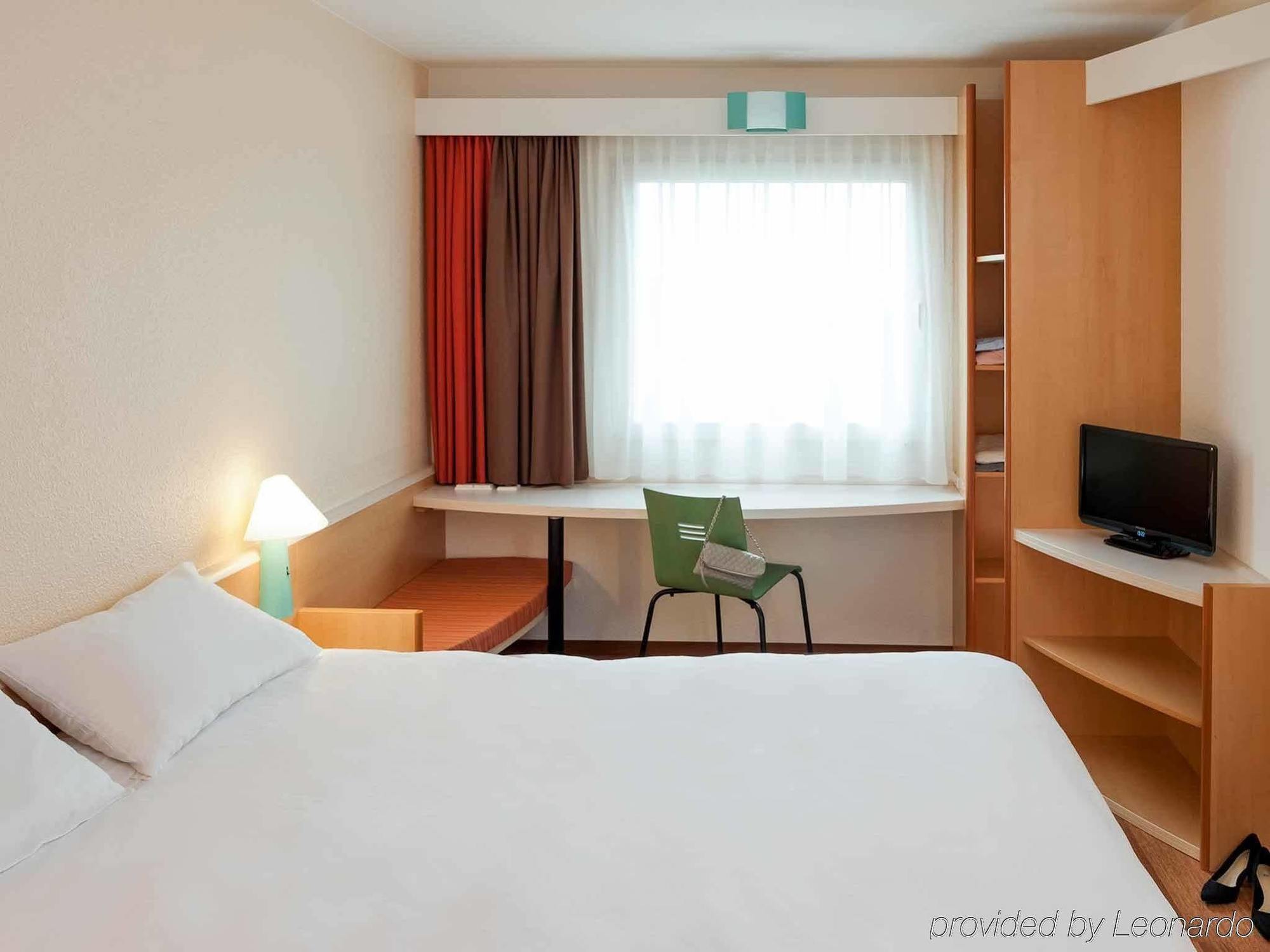 Ibis Montpellier Sud Exterior foto